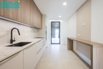 Moradia T4 para Venda em Aradas