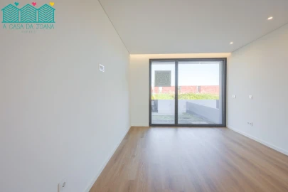 Moradia T4 para Venda em Aradas