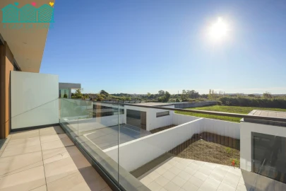 Moradia T4 para Venda em Aradas