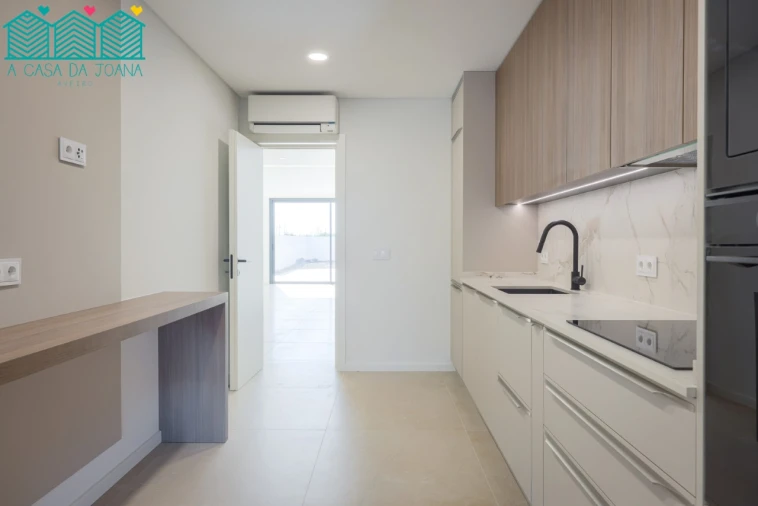 Moradia T4 para Venda em Aradas Foto 20