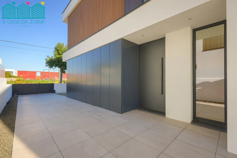 Moradia T4 para Venda em Aradas Foto 61