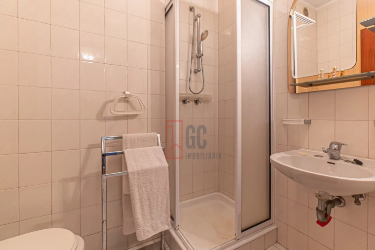 Apartamento T3 para Venda em Canidelo Foto 9