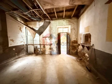 Moradia T3 para Venda em Conceição e Estoi