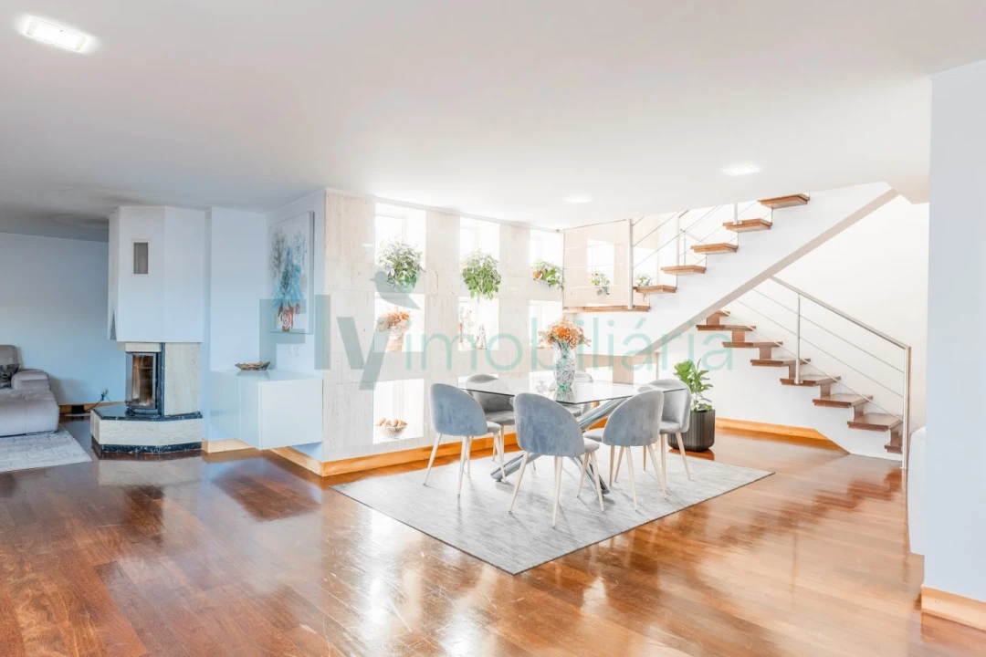 Moradia T3 para Venda em Fermentões Foto 1