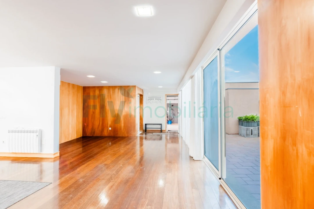 Moradia T3 para Venda em Fermentões Foto 4