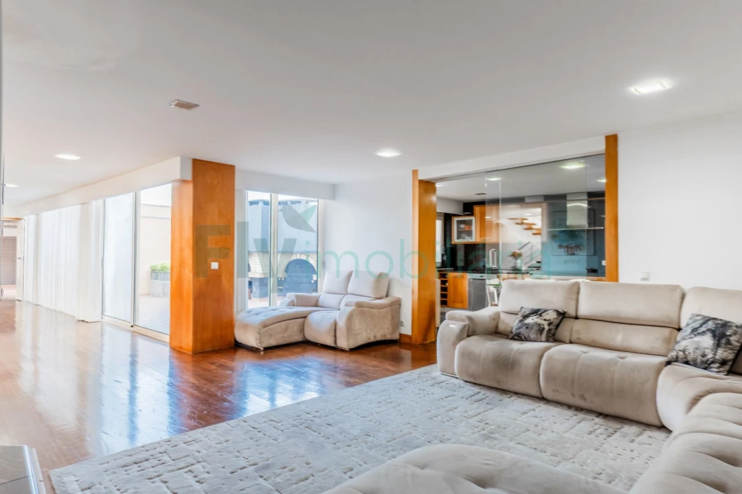 Moradia T3 para Venda em Fermentões Foto 7