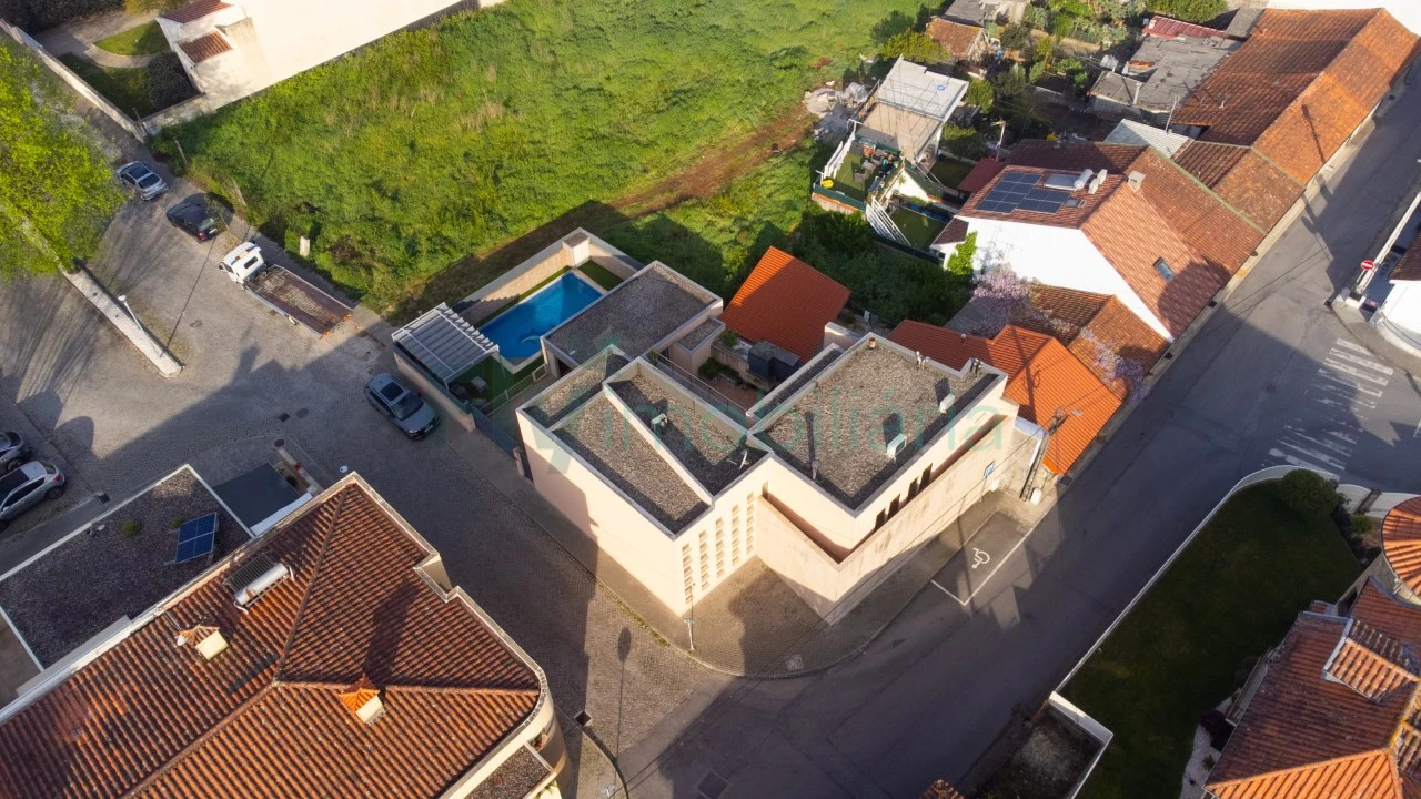 Moradia T3 para Venda em Fermentões Foto 54