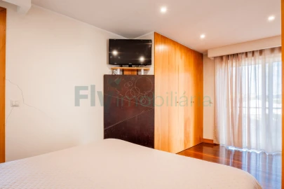 Moradia T3 para Venda em Fermentões