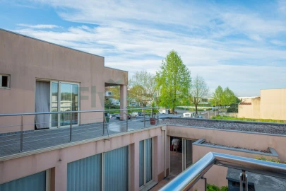 Moradia T3 para Venda em Fermentões