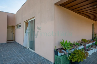 Moradia T3 para Venda em Fermentões