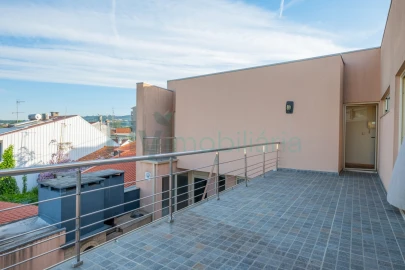 Moradia T3 para Venda em Fermentões