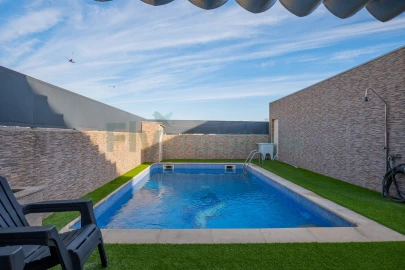 Moradia T3 para Venda em Fermentões