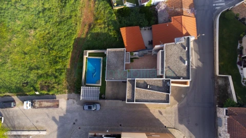 Moradia T3 para Venda em Fermentões