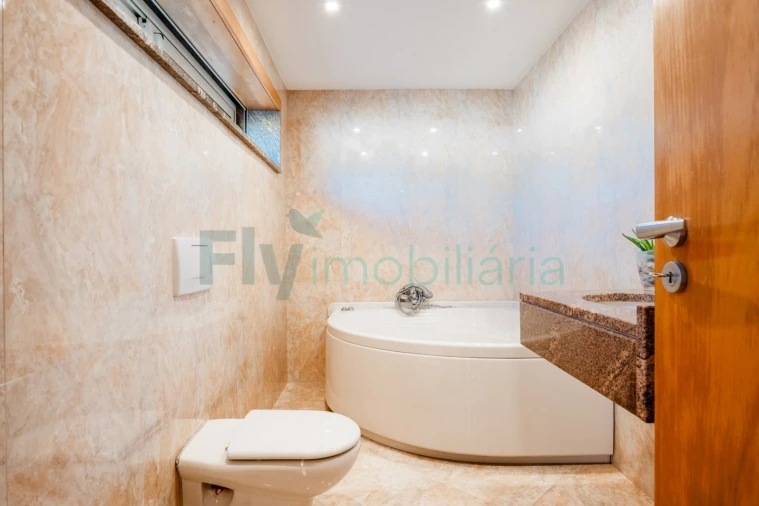 Moradia T3 para Venda em Fermentões Foto 22