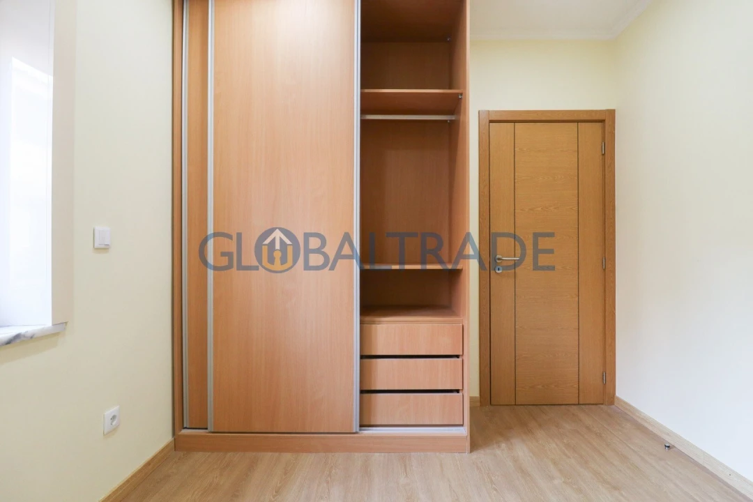 Moradia T3 para Venda em Campanhã Foto 14