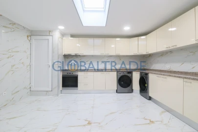 Moradia T3 para Venda em Campanhã