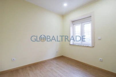 Moradia T3 para Venda em Campanhã