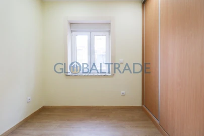 Moradia T3 para Venda em Campanhã