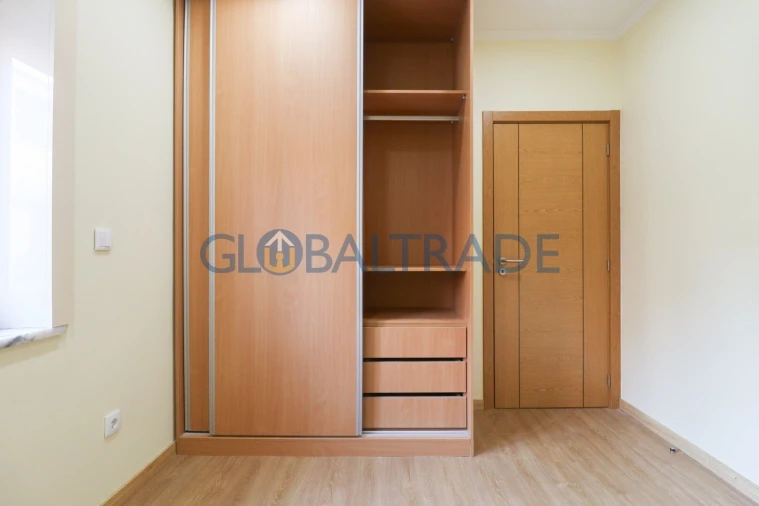 Moradia T3 para Venda em Campanhã Foto 14