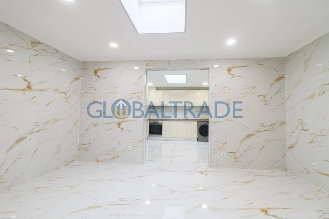 Moradia T3 para Venda em Campanhã Foto 5