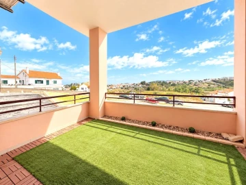 Loja para Venda em Sesimbra (Castelo)