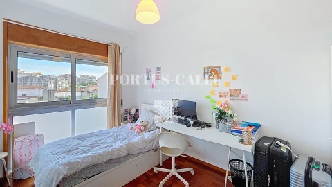 Apartamento T4 para Venda em Paranhos