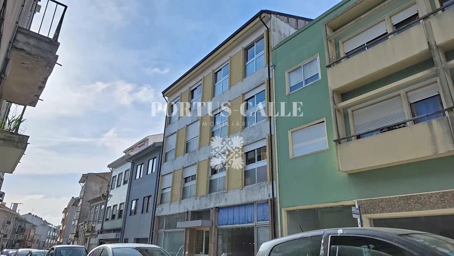 Apartamento T4 para Venda em Paranhos