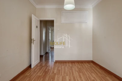 Apartamento T2 para Venda em Alvalade