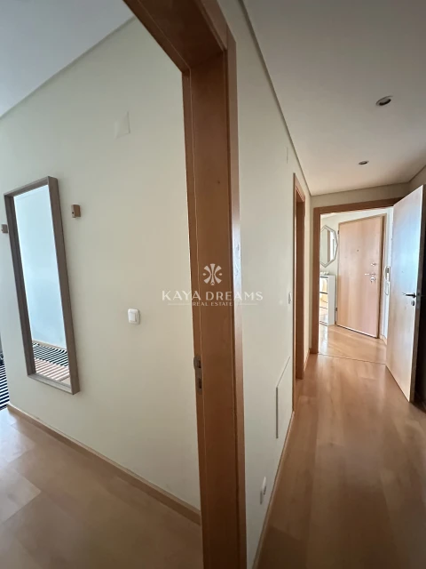 Apartamento T2 para Venda em Ramada e Caneças