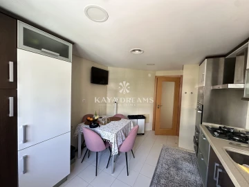 Apartamento T2 para Venda em Ramada e Caneças