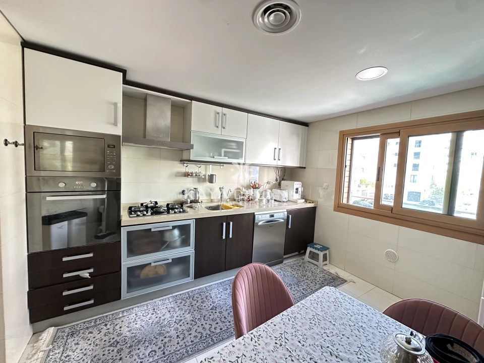 Apartamento T2 para Venda em Ramada e Caneças Foto 15