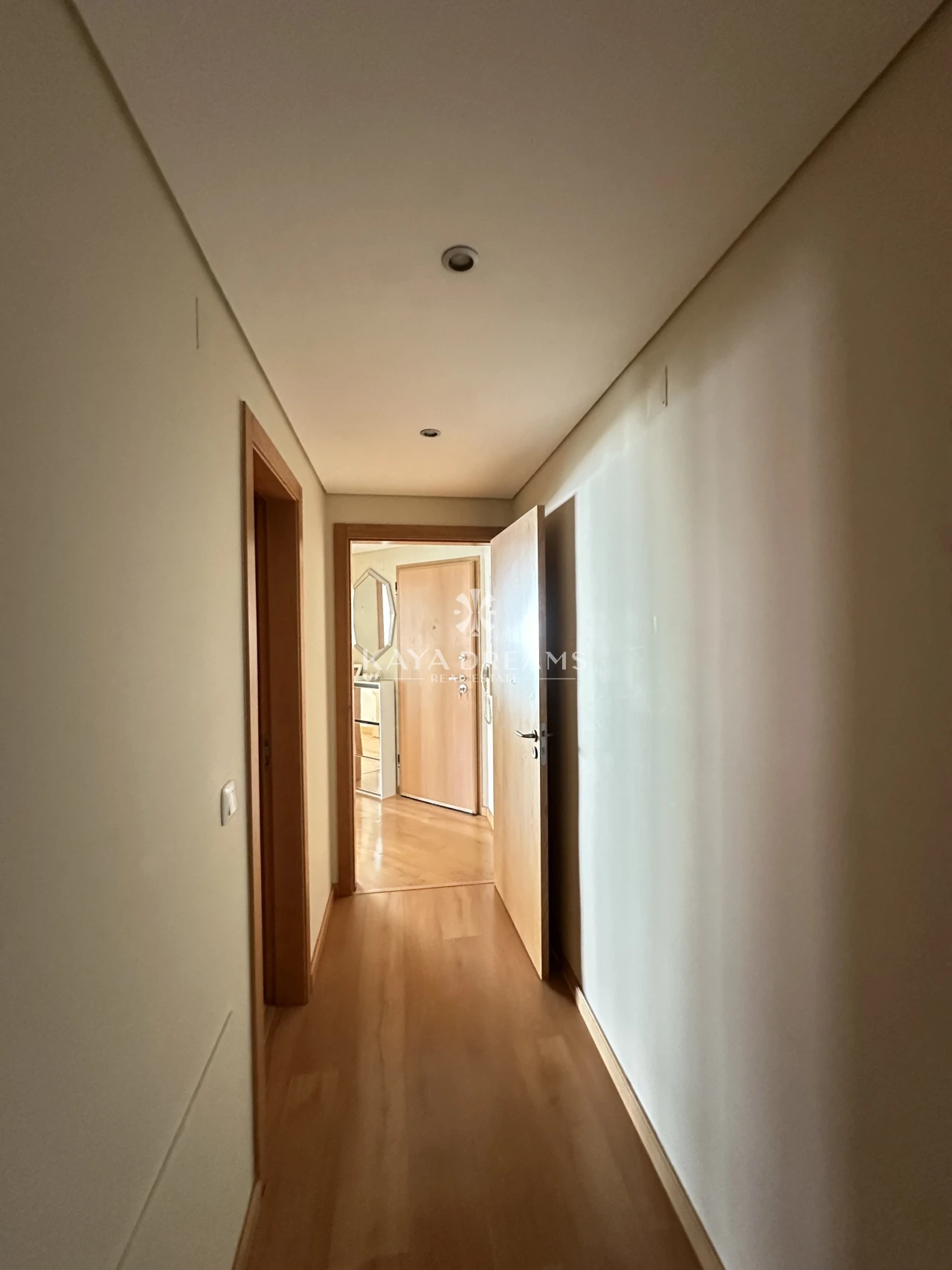 Apartamento T2 para Venda em Ramada e Caneças Foto 19