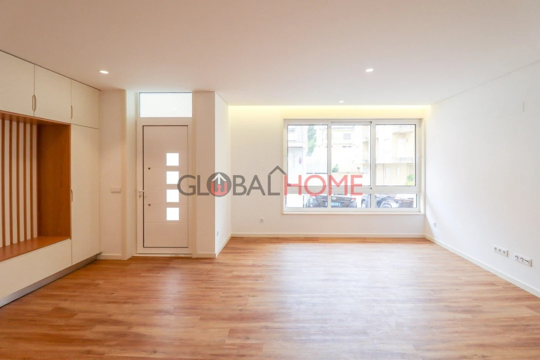 Apartamento T2 para Venda em Alfena Foto 20