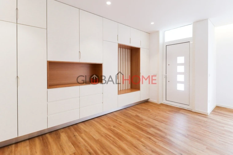 Apartamento T2 para Venda em Alfena Foto 19