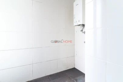 Apartamento T3 para Venda em Foz do Sousa e Covelo