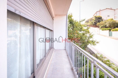 Apartamento T3 para Venda em Foz do Sousa e Covelo