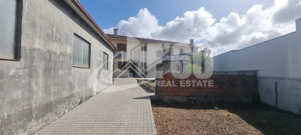 Quinta T4 para Venda em Cortegaça