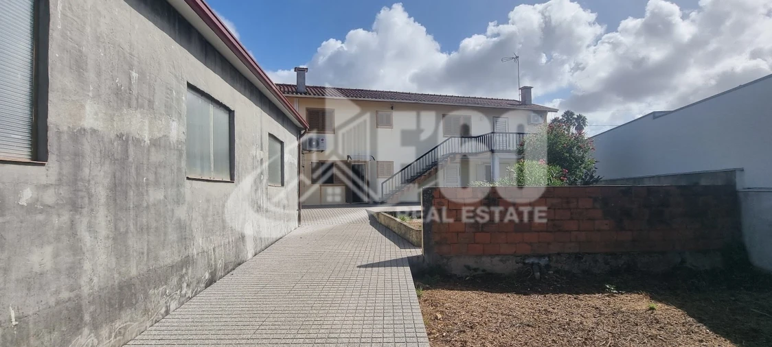 Quinta T4 para Venda em Cortegaça Foto 2