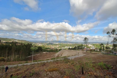 Terreno para Venda em Penafiel