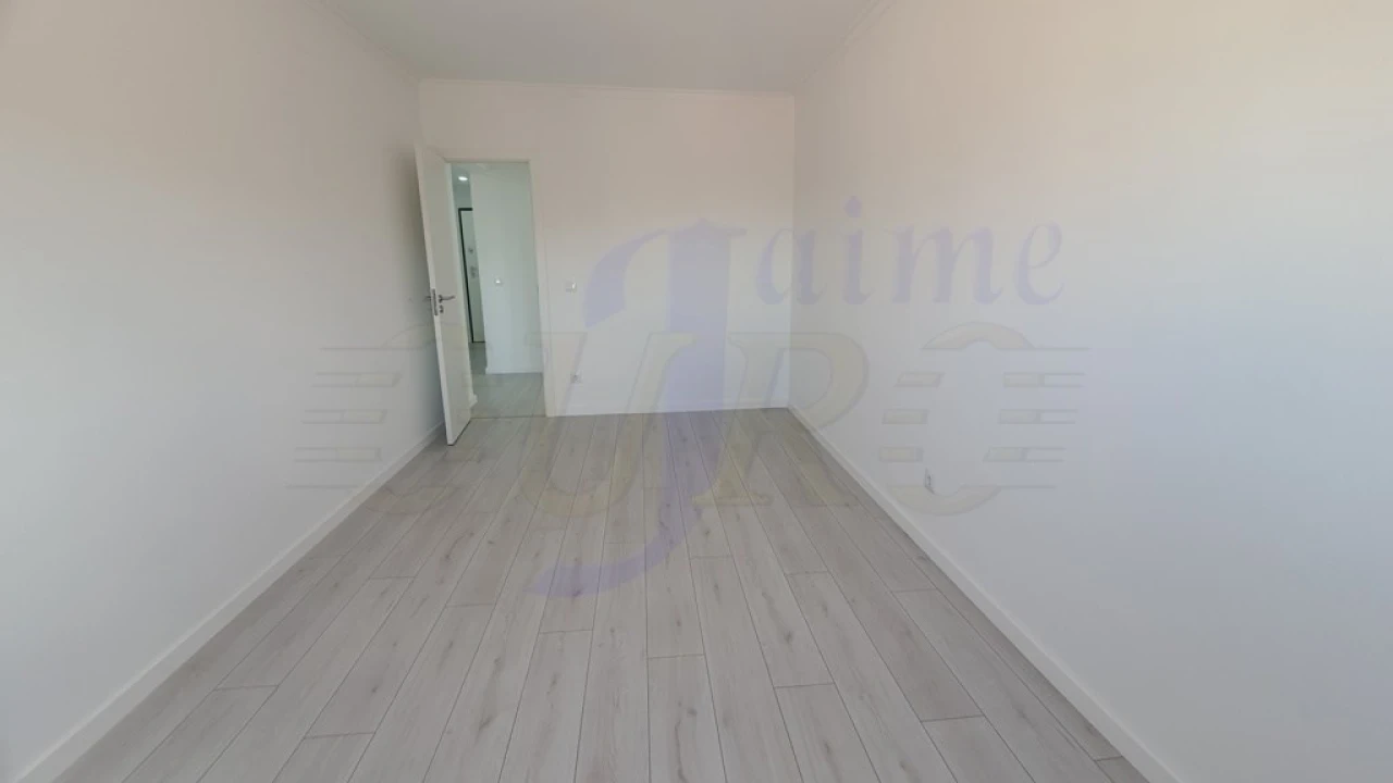 Apartamento T3 para Venda em Agualva e Mira-Sintra Foto 20