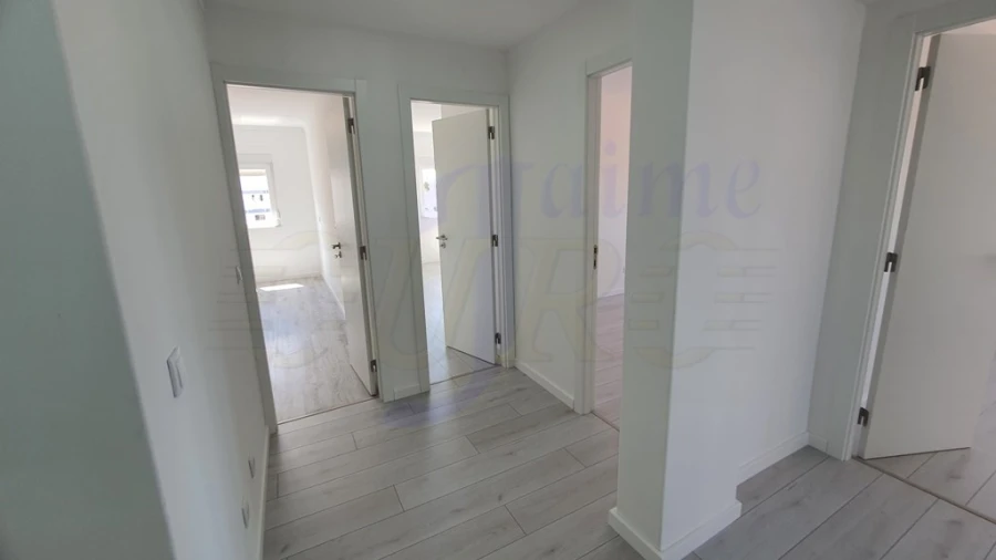 Apartamento T3 para Venda em Agualva e Mira-Sintra Foto 16