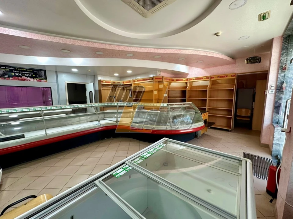 Loja para Arrendamento em Costa da Caparica Foto 5