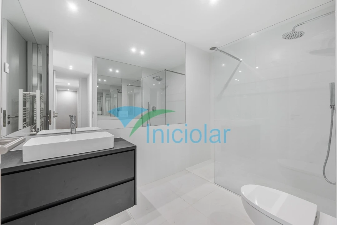 Apartamento T3 para Venda em Cidade da Maia Foto 12