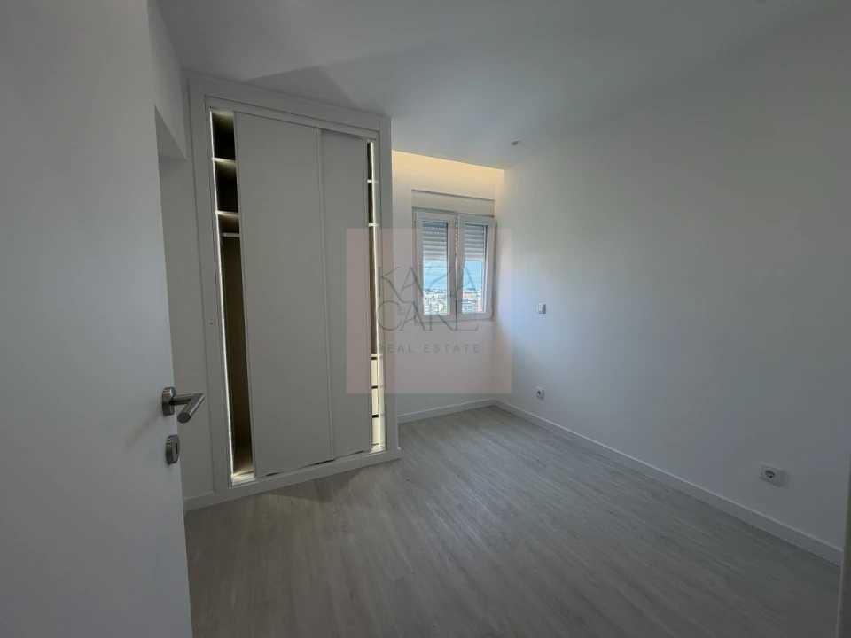 Apartamento T3 para Venda em Olivais Foto 9
