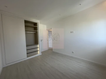 Apartamento T3 para Venda em Olivais