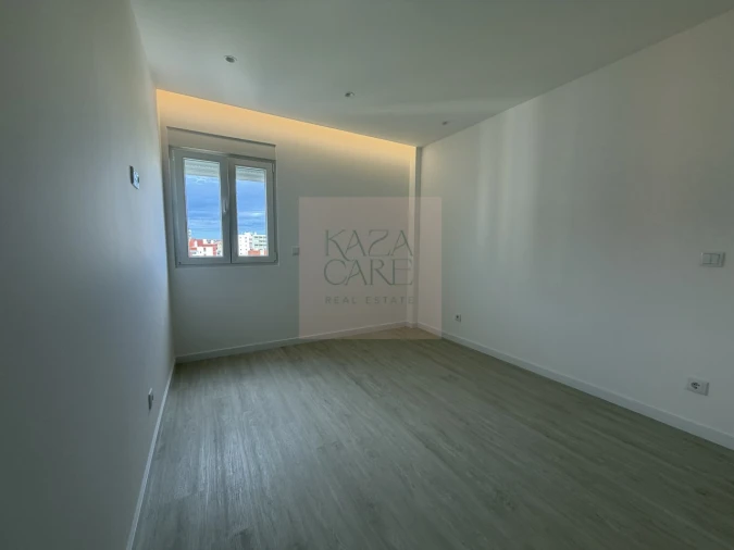 Apartamento T3 para Venda em Olivais Foto 15