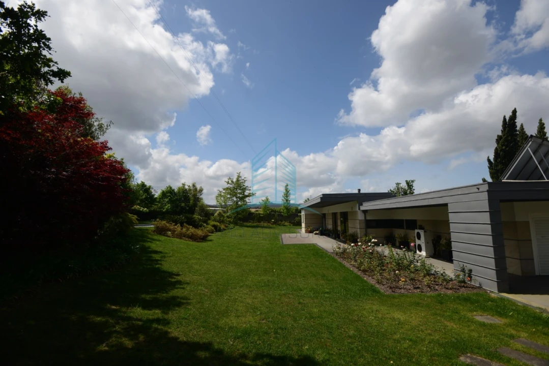 Moradia T3 para Venda em Campo e Sobrado Foto 8