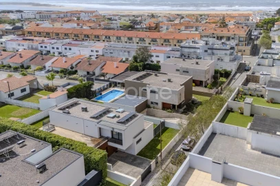 Moradia T5 para Venda em Esposende, Marinhas e Gandra