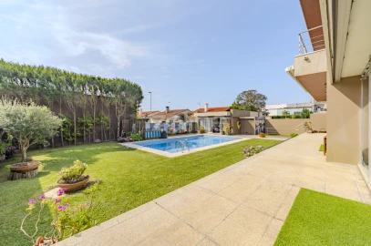 Moradia T5 para Venda em Esposende, Marinhas e Gandra