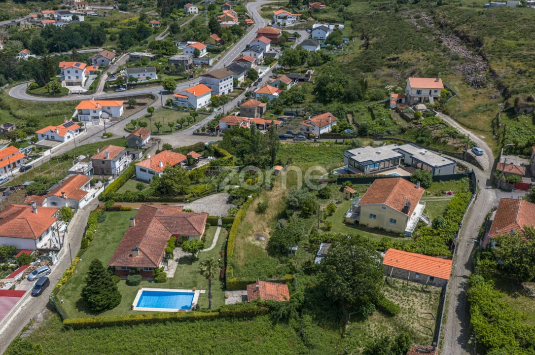 Terreno para Venda em Loivo Foto 13